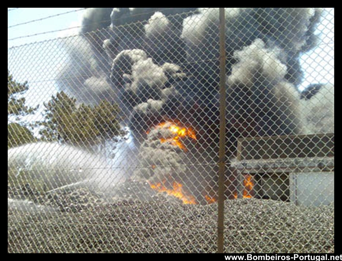 Incendio na fabrica de pneus -Ovar - 2