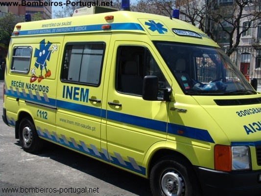 Ambulância INEM - Recém-nascidos - 1